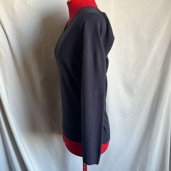 SM285 Sears classic v neck sweater - Picture 3 of 8